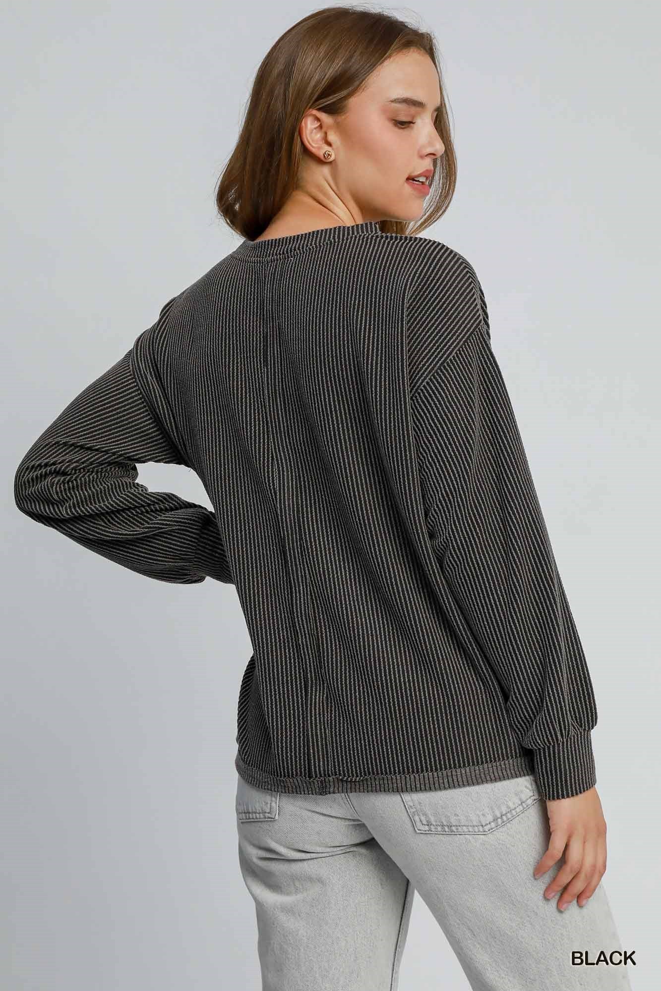 Textured Knit Fabric Round Neck Top w/Front Pocket