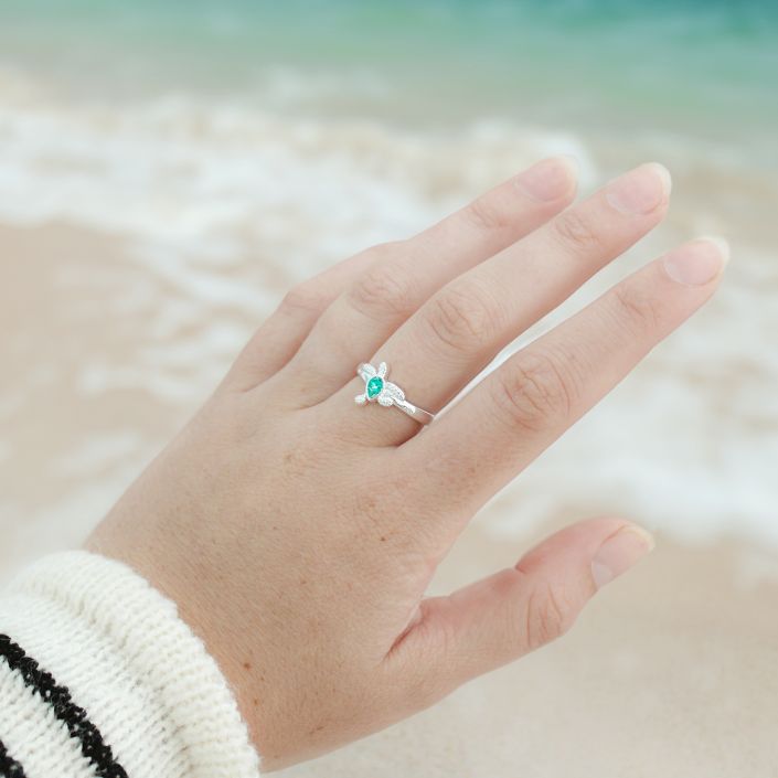 Delicate Dune Turtle Ring